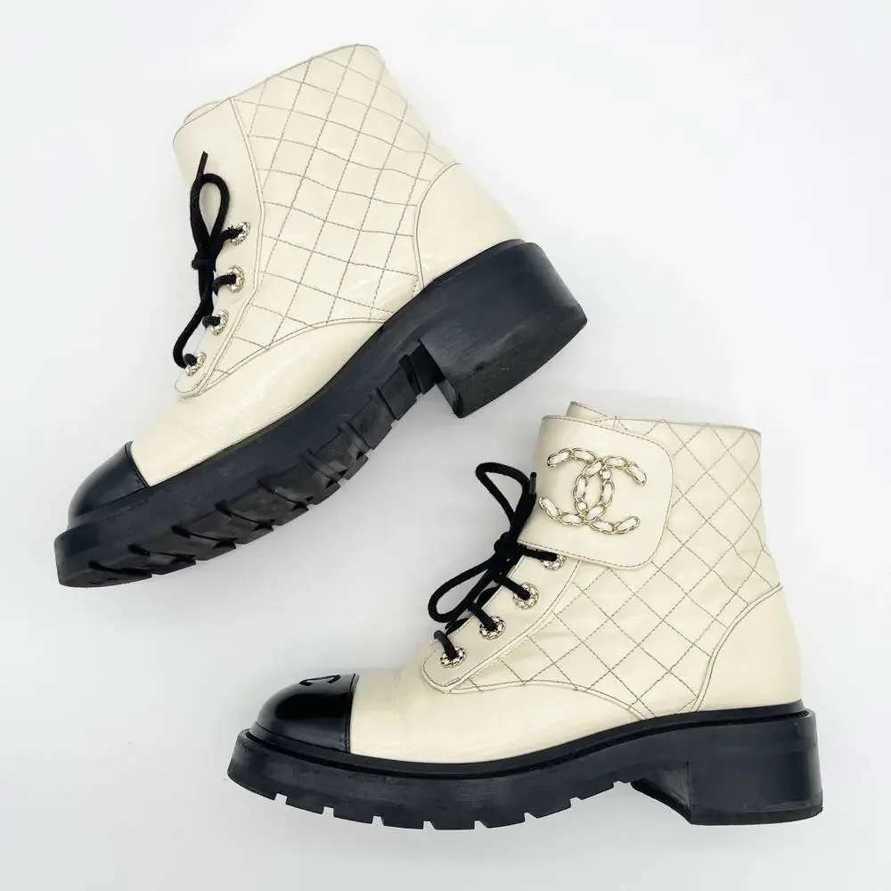 Chanel Brave Ivory Black Quilted Leather Chain CC Cap Tap Combat Boots EU 41